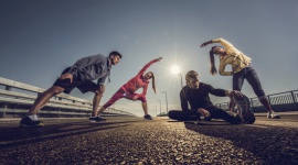 Wskazówki żywieniowe dla młodych sportowców LIFESTYLE, Dziecko - Aktywność fizyczna dzieci i młodzieży to najlepszy sposób wsparcia ich prawidłowego rozwoju. Jednak, aby w pełni wykorzystać ich sportowy potencjał niezbędne jest połączenie pasji do sportu z dbałością o odpowiednio zbilansowaną dietę.