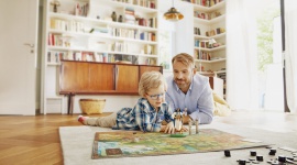 „Pakiet Strażnika” – nowa oferta specjalna Nationale-Nederlanden LIFESTYLE, Dziecko - Wystartowała nowa oferta specjalna Nationale-Nederlanden. Ubezpieczyciel do dobrze już znanej klientom polisy „Sposób na Przyszłość” wprowadził unikalne korzyści „Pakietu Strażnika”.