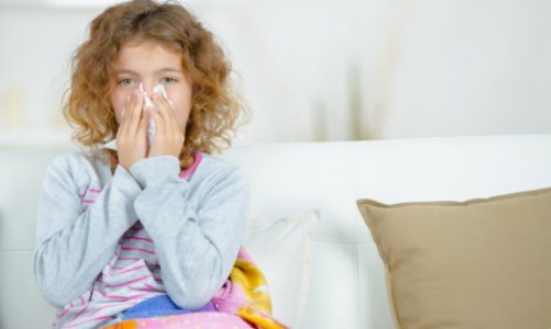 Przeziębienie u dzieci – kiedy należy udać się do lekarza?