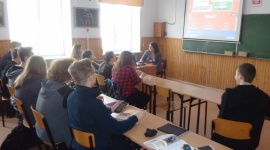 Wizyta Polskiej Macierzy Szkolnej w białostockiej szkole LIFESTYLE, Dziecko - Wymiana doświadczeń, poznanie nowych metod i technologii nauczania - takie były cele pierwszego spotkania po polskiej stronie granicy. Uczniowie i nauczyciele z Grodna przyjechali na zaproszenie Zespołu Szkół Społecznych Fundacji Edukacji „Fabryczna 10”.