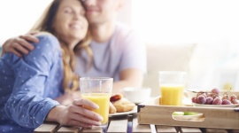 Bądź świadomą mamą! Jedząc zdrowo dbasz o zdrowie swoje i swojego dziecka LIFESTYLE, Dziecko - Właściwe żywienie w ciąży ma zbawienny wpływ na zdrowie matki i rozwijającego się w jej łonie maluszka.