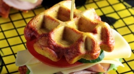 Świętuj Dzień Dziecka z Serenadą – podaruj swoim pociechom smak i zdrowie! LIFESTYLE, Dziecko - Czy może być coś lepszego niż przekąska, która łączy w sobie wspaniały smak i składniki dodające zdrowia? Nie! Sięgnij po serowe specjały, aby przygotować pyszną niespodziankę dla dzieci w dniu ich święta!