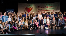 "Pola Nadziei". Podsumowanie żonkilowej kampanii. LIFESTYLE, Dziecko - Blisko 20 tysięcy żonkili zakwitło wiosną w województwie podlaskim w ramach VII edycji kampanii społecznej „Pola Nadziei”.