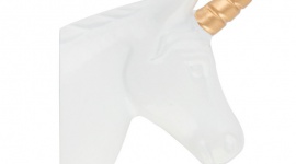 Dziecięca radość w każdym wieku – kolorowe i zabawne dodatki Bonami.pl LIFESTYLE, Dziecko - Zabawne dodatki uwielbiają nie tylko dzieci, ale również dorośli. Dzięki uroczym kształtom oraz barwnej kolorystyce, tego typu przedmioty wprowadzają do przestrzeni radosną atmosferę, wy-wołując uśmiech na twarzy.