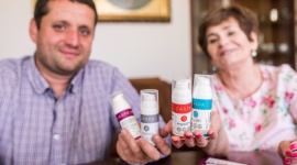 Nowy w pełni Naturalny Krem Zaspa dla niemowląt wchodzi na rynek LIFESTYLE, Dziecko - Wyjątkowa historia położnej, która od 40 lat pracowała nad kremem wprowadzanym wspólnie z synem na rynek.