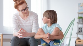 Dziecko a biegunka. Jak mu to wytłumaczyć? LIFESTYLE, Dziecko - Jak wynika z badań zleconych przez markę Tasectan , 79% dzieci przechodziło biegunkę w ciągu ostatnich 6 miesięcy. Podczas choroby dzieciom towarzyszyło wiele emocji i dolegliwości.