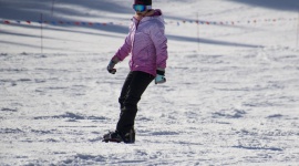 Zimowy detoks dla dzieciaków LIFESTYLE, Dziecko - Czy Twoje dziecko nie rozstaje się ze smartfonem?