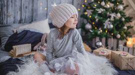 Święta z dzieckiem ze spektrum autyzmu – sprawdź, jak się przygotować LIFESTYLE, Dziecko - Święta Bożego Narodzenia to niezwykły czas w roku – przepełniony radością, zapachem choinki i pierników oraz pięknymi dekoracjami w domu.