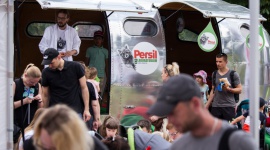 „Persil Eko Laboratorium Szopa Pracza” wystartowało! LIFESTYLE, Dziecko - W niedzielę 2 czerwca br. w warszawskim ZOO marka Persil otworzyła cykl spotkań edukacyjnych dla dzieci, które mają na celu przybliżenie najmłodszym zagadnień związanych z praniem i eko-oszczędnościami wody i energii.