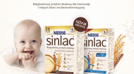 Zmiany, zmiany - Nestlé Sinlac w nowej odsłonie LIFESTYLE, Dziecko - Nestlé Sinlac to bezglutenowy produkt zbożowy, który pomaga urozmaicać dietę eliminacyjną dzieci. Teraz produkt dostępny jest w nowej odsłonie, a dodatkowo pojawiła się także jego nowa wersja - Nestlé Sinlac bez dodatku cukru*.