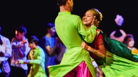 Mocny głos dzieci na Wielkim Finale Brave Kids LIFESTYLE, Dziecko - Ponad 100 młodych artystów z 16 krajów całego świata zawładnęło sceną Teatru Polskiego we Wrocławiu. Akrobacje, tradycyjne tańce i ludowe pieśni – to pokazali nam uczestnicy Brave Kids na zakończenie swojej wizyty