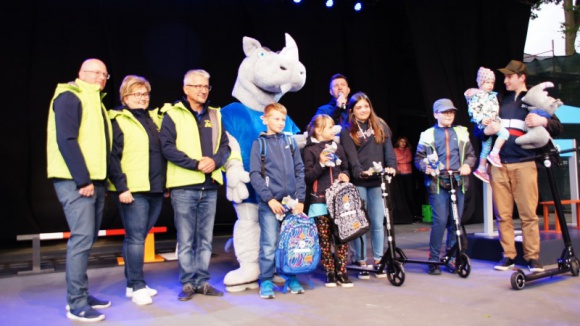 Piknik w Rewalu pełen dzieci! LIFESTYLE, Dziecko - Ponad 1500 osób bawiło się podczas pikniku rodzinnego w Rewalu zorganizowanego przez Urząd Transportu Kolejowego. Kolejny piknik już 14 lipca 2019 roku na Placu przy Al. Żeromskiego we Władysławowie.