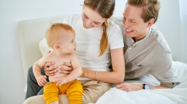 Poznaj ważne fakty na temat układu pokarmowego Twojego dziecka LIFESTYLE, Dziecko - Jeśli układ pokarmowy harmonijnie funkcjonuje, maluch prawidłowo się rozwija, przybiera na masie ciała i jest radosny. Bo szczęście maluszka zaczyna się od brzuszka! Dowiedz się, co na temat rozwoju układu pokarmowego dziecka powinien wiedzieć każdy rodzic.