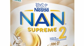 NAN SUPREME 2 HM-O - Jeszcze bliżej mleka matki LIFESTYLE, Dziecko - NAN SUPREME 2 HM-O to pierwsze mleko następne zawierające dwa oligosacharydy o strukturze identycznej jak w mleku mamy – 2’FL i LNnT.