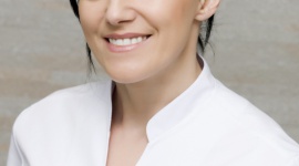 Jak przeżyć ząbkowanie i nie zwariować? LIFESTYLE, Dziecko - Ząbkowanie to trudny moment zarówno dla rodziców, jak i ich pociech. Płacz, nieprzespane noce i trudności w karmieniu potrafią naprawdę utrudnić życie.