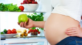 Zdrowe śniadanie kobiety w ciąży nie tylko od święta LIFESTYLE, Dziecko - Należy pamiętać, że sposób odżywiania kobiety w ciąży ma duże znaczenie dla właściwego przebiegu ciąży, rozwoju płodu i zdrowia dziecka w ciągu całego życia. Poznaj wskazówki dotyczące potrzeb żywieniowych kobiet w ciąży.