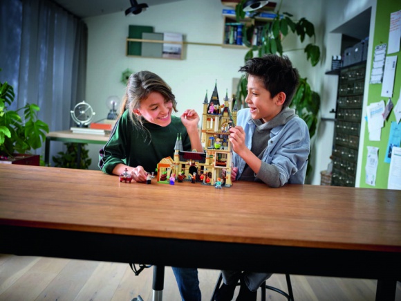 Magiczne przygody z zestawami z serii LEGO® Harry Potter™ Wizarding World
