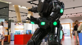 Interaktywna wystawa robotów w Atrium Reduta LIFESTYLE, Dziecko - Atrium Reduta ponownie opanowały roboty! Do 9 sierpnia w centrum handlowym odbywa się międzynarodowa wystawa Robopark.