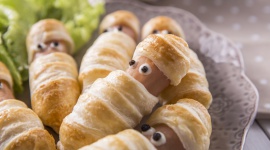 Przekąska albo psikus! Proste przepisy, którymi zaskoczysz dziecko w Halloween LIFESTYLE, Dziecko - Za chwilę Halloween. Święto wyczekiwane szczególnie przez najmłodszych. Choć w tym roku będzie obchodzone trochę inaczej, może być równie wesoło i magicznie.